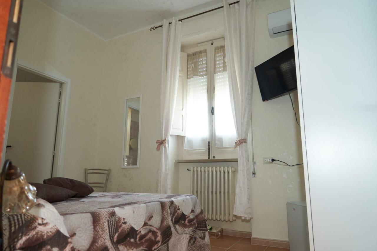 Le Stanze Di Ricci - Affittacamere Low Cost Lesina Kültér fotó