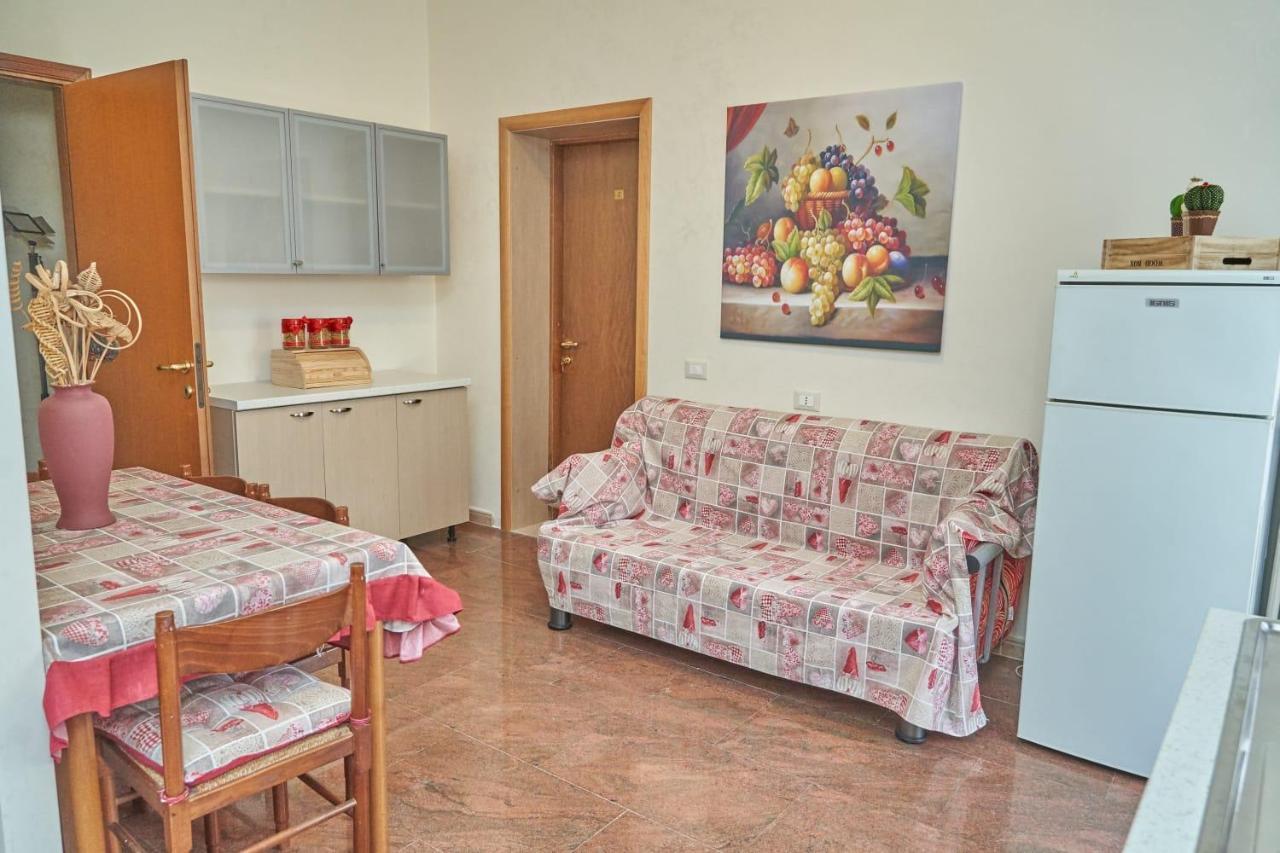 Le Stanze Di Ricci - Affittacamere Low Cost Lesina Kültér fotó