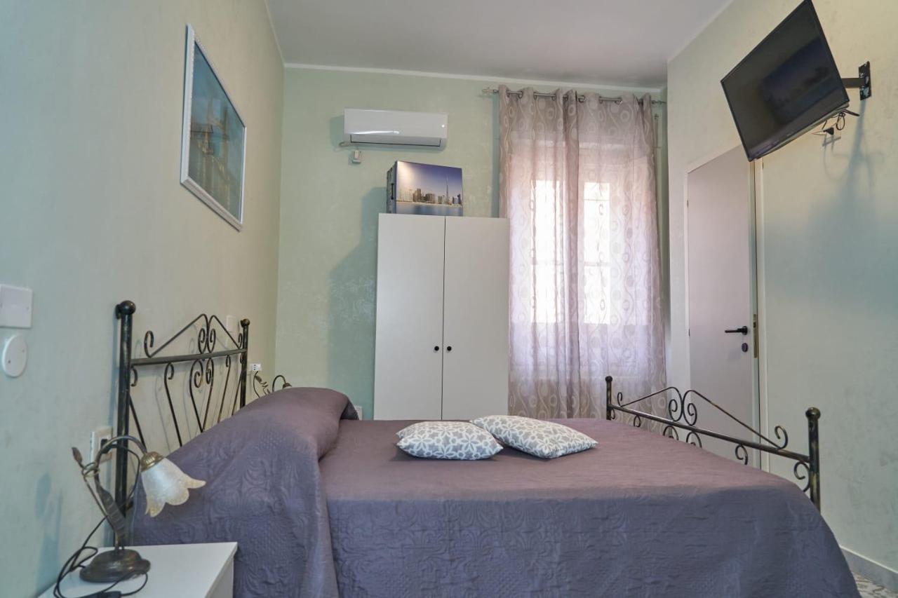 Le Stanze Di Ricci - Affittacamere Low Cost Lesina Kültér fotó