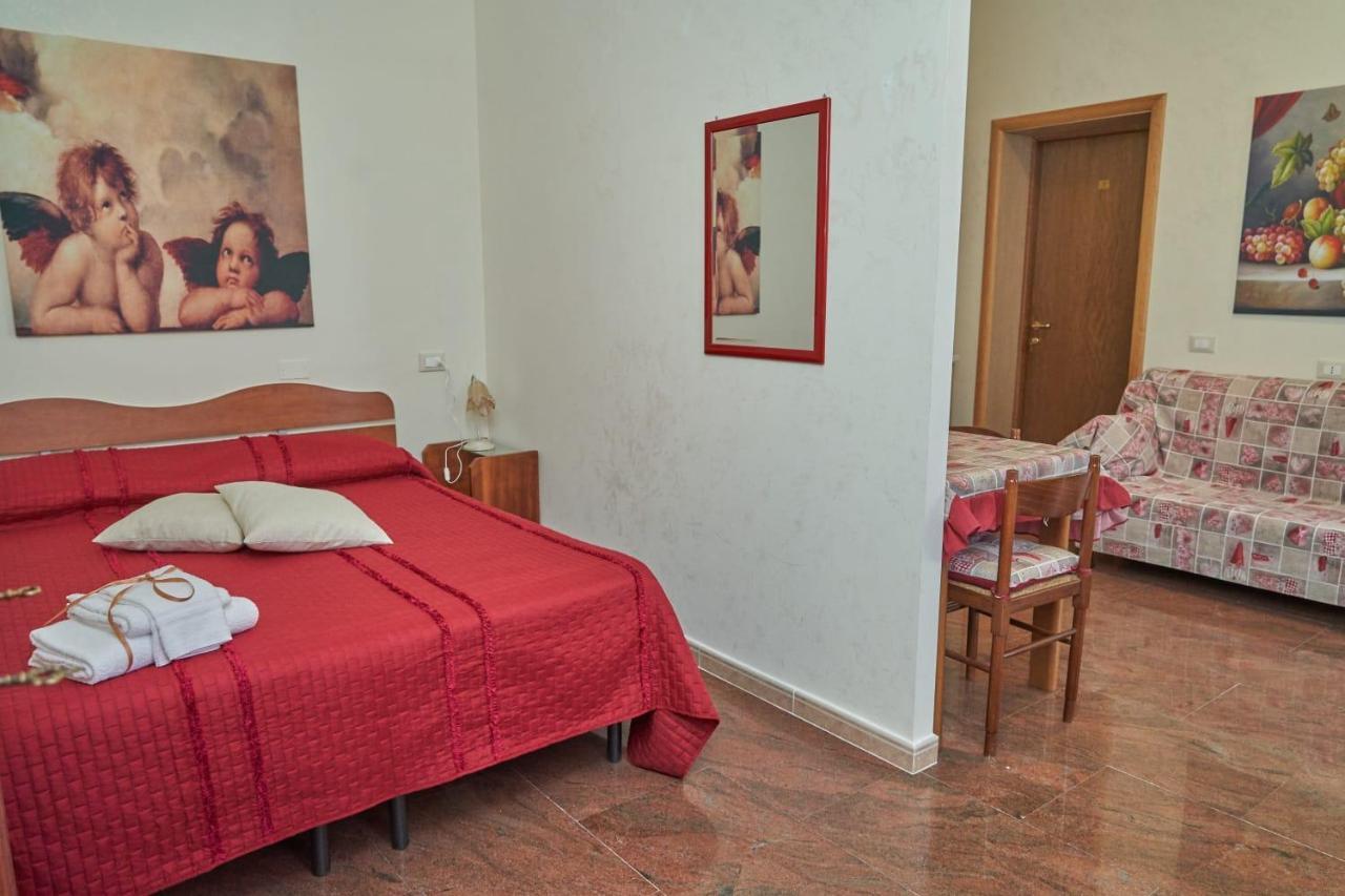 Le Stanze Di Ricci - Affittacamere Low Cost Lesina Kültér fotó
