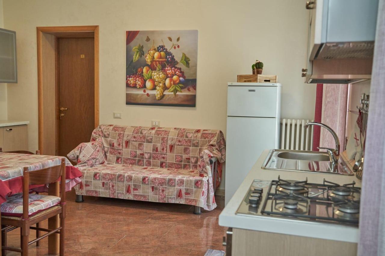 Le Stanze Di Ricci - Affittacamere Low Cost Lesina Kültér fotó